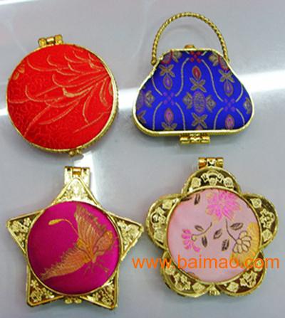 装饰品挂件图片大全 wKgAFFKBieaAUfD4AAB34EYVilg590.jpg