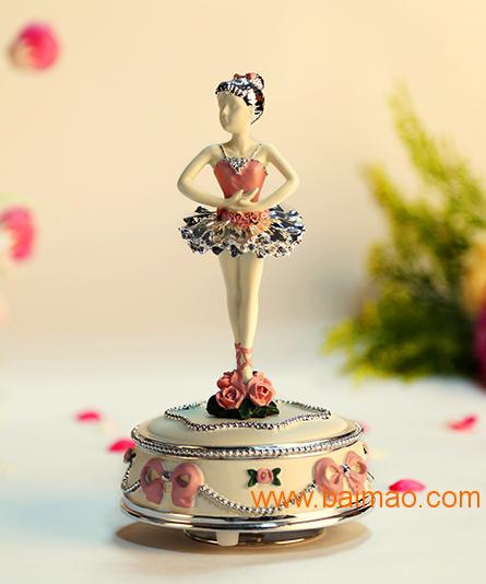 音乐盒里 wKgAFFir_6uAEaBzAABk0IbRESg073.jpg