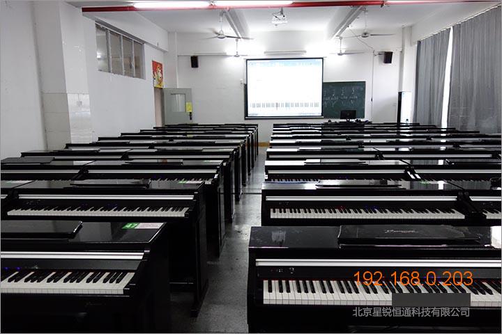 厂家直销 数码钢琴集体课音乐教学设备 电钢琴