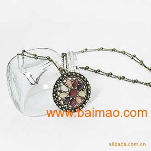 装饰品项链制作教程 wKgAFFJXoyOAHvNGAAAv6Bm8Ljo646.jpg