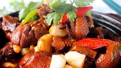 廊坊特色火锅技术培训▲食美味啤酒鸭火锅加盟