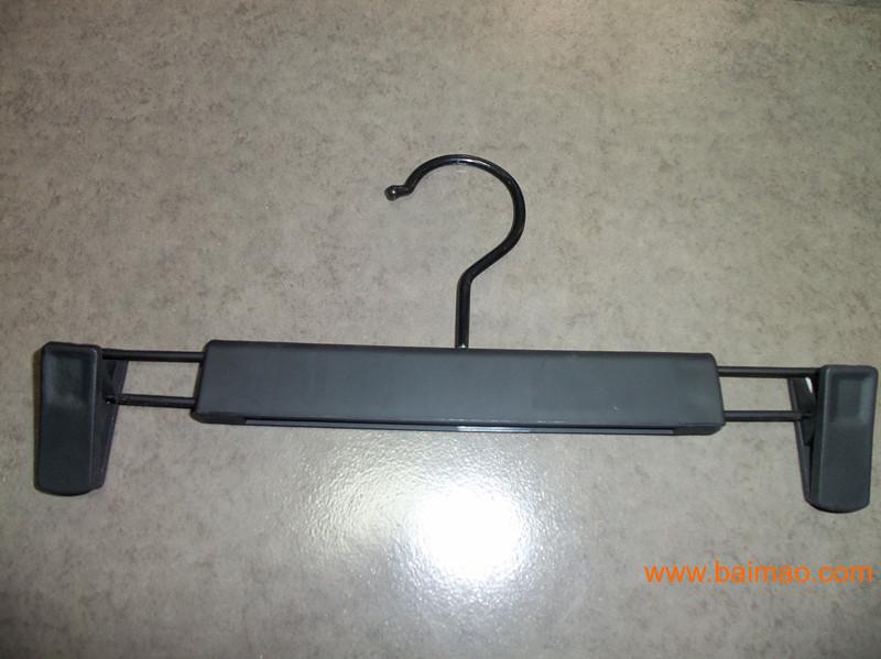 供应光面珍珠黑女装展示衣架,PS料耐用塑料衣