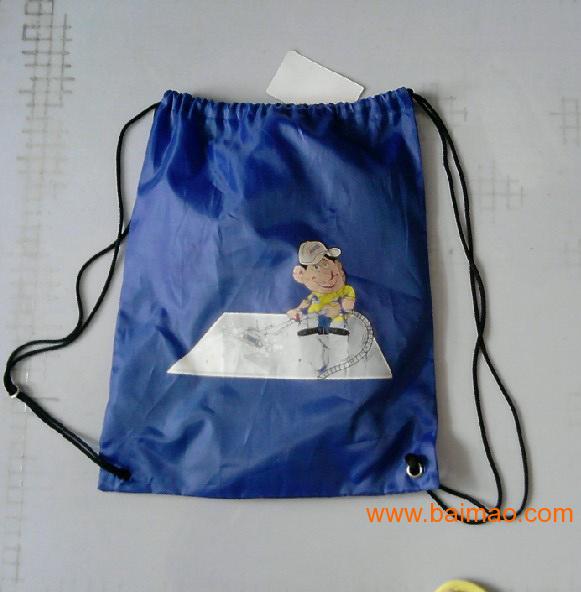 如何自己制作手机包 wKgAFFKsFUiAelB6AACQdK-AkKs161.jpg