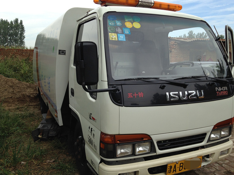 可过户五十铃吸尘车扫地车200p600p