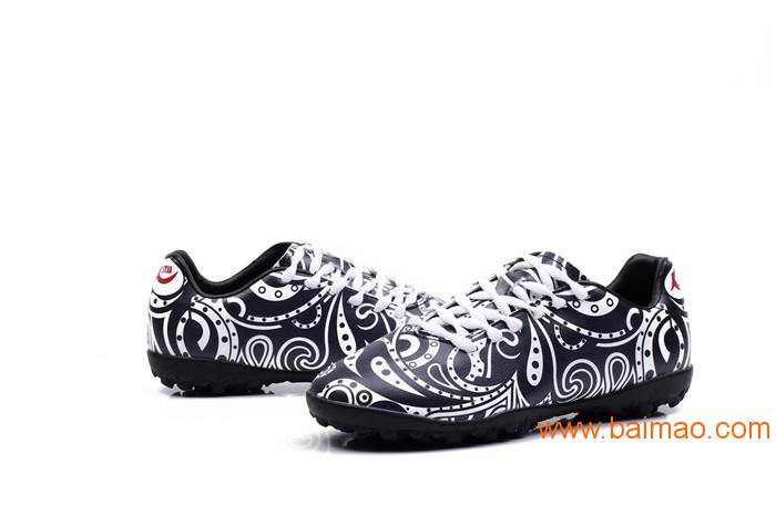 品质好的极途竞技足球鞋碎钉款-黑白经典要到