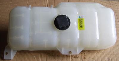 供应汽车膨胀水箱PP材料(耐压、耐腐、耐低温