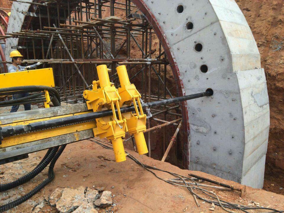 铁路工程用钻孔机械旋喷钻机管棚钻机厂家专人指导