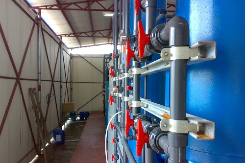 10吨超纯水处理设备_纯净水设备_反渗透纯水设备