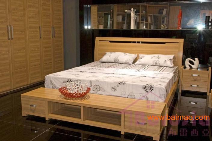 广东实木床生产厂家 时尚板式床定制 布雷西亚