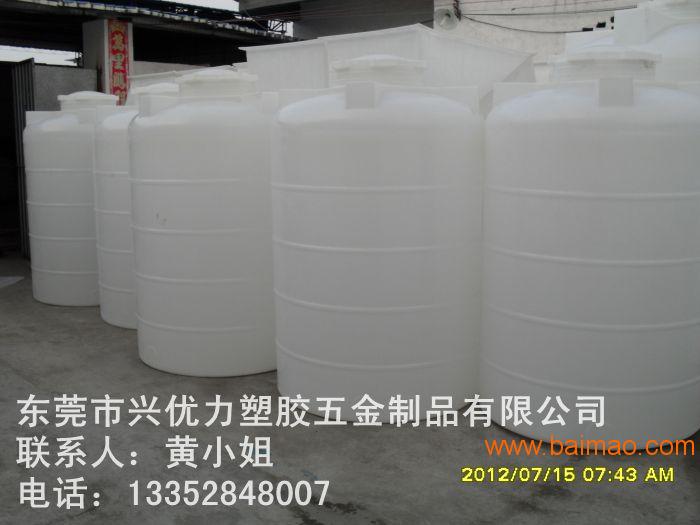 生产供应：**立式塑料水塔，进口PE塑料储水罐