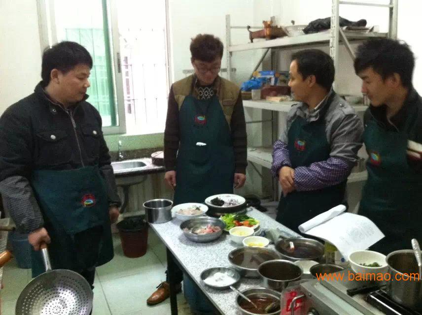 学做正宗的重庆石锅鱼技术去哪家小吃培训机构好