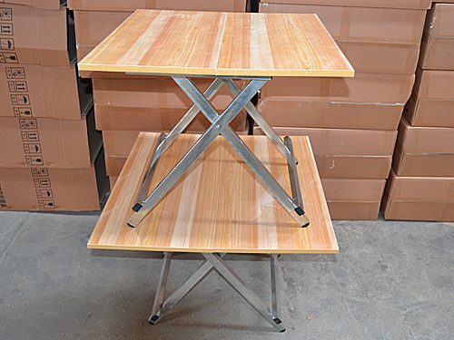舜天户外折叠桌厂家 供应各种便携式钢木折叠桌