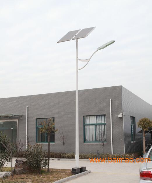 太阳能庭院路灯2-5米路灯可定制，可定制路灯的厂家