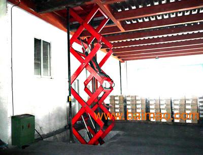 上海小货梯，上海升降机，液压升降平台