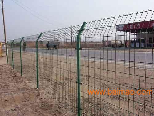 东港圈地围栏网现货价格、哪里有卖围栏网的生产厂家？
