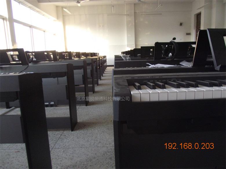 供应 数字化音乐教学平台 电钢琴集体课教学系统设备