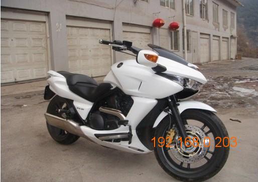上**卖进口本田摩托车DN-01中国市场报价