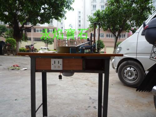 广西梧州市永焰宝石出售各种颜色,各种级别的cz锆石即人造宝石原料