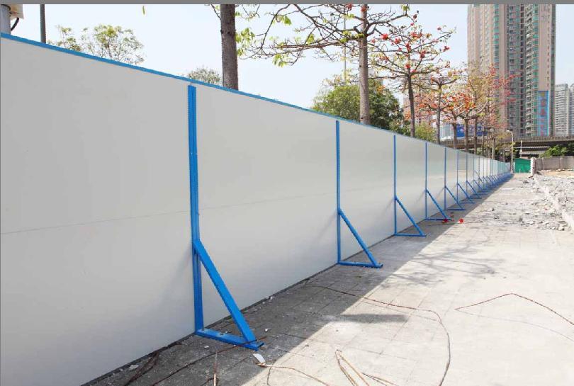 深圳三角支架彩钢活动围墙销售