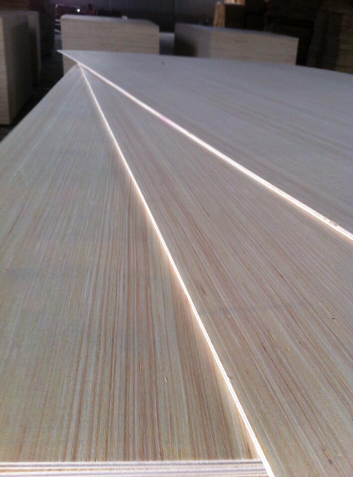厂家生产：条子板，立铺板，多层板木方，胶合板木方