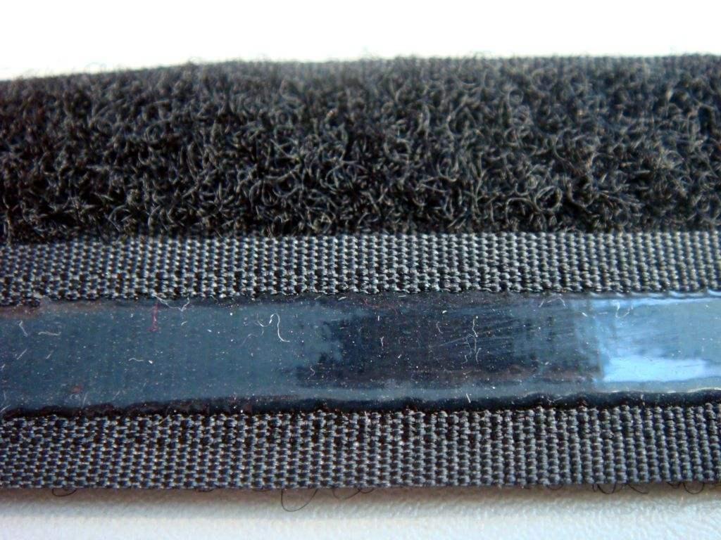 运动护具防滑带 多色织带滴胶logo 平纹织带滴厂家/批发/供应商