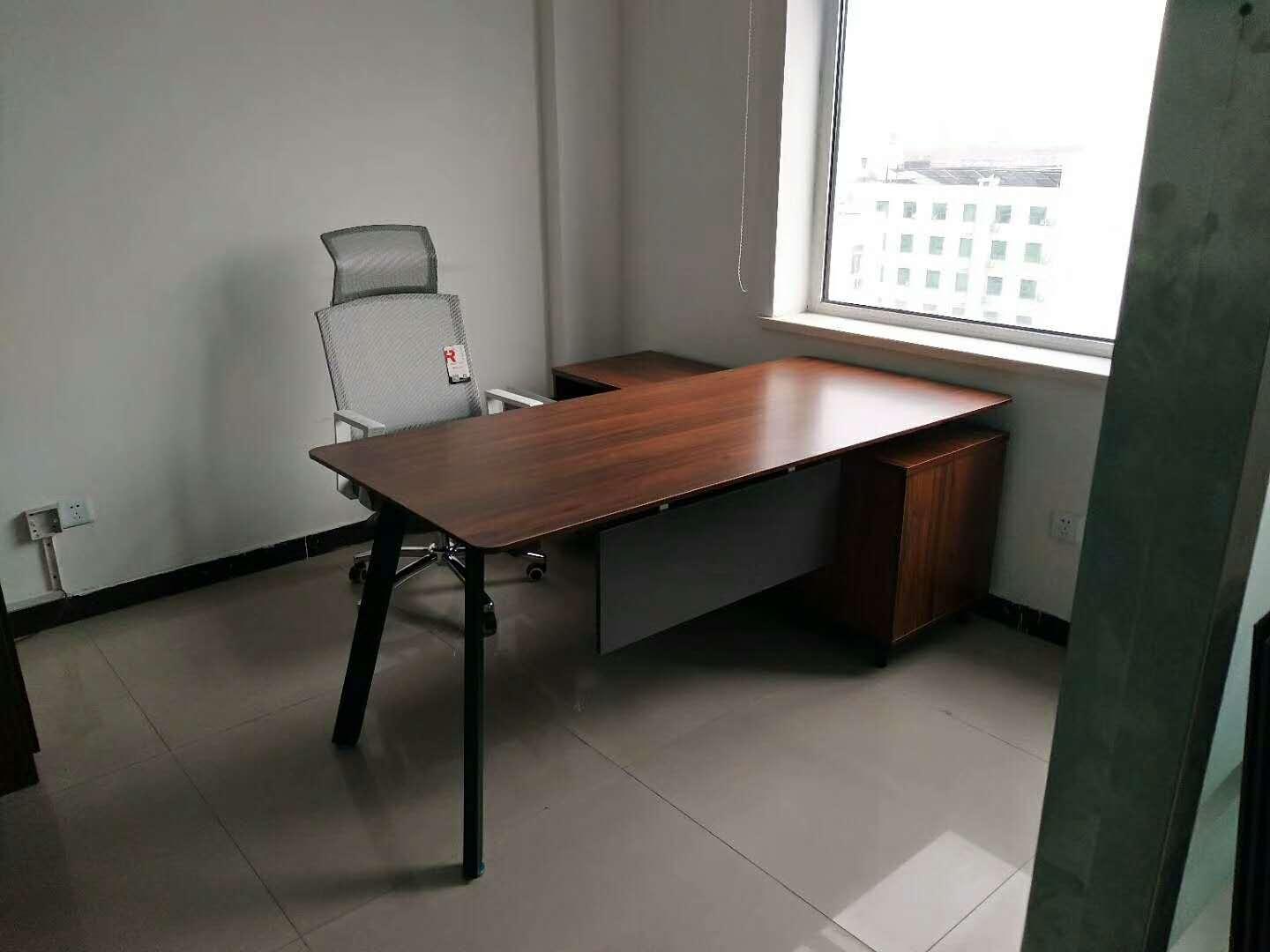 天津办公家具厂家批发各种办公桌椅