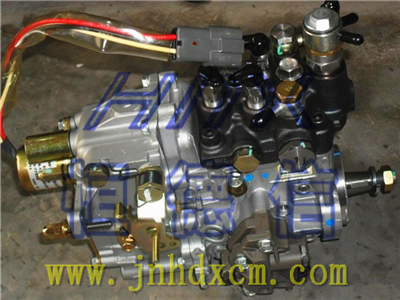 销售小松p**00-7发动机配件，**泵，高压油泵