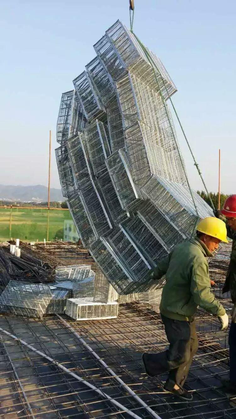 山西钢网箱（钢质网状构件）在现浇无梁楼盖的施工方案