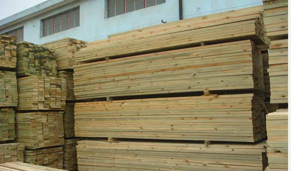 上海樟子松防腐木地板、樟子松防腐木龙骨材料