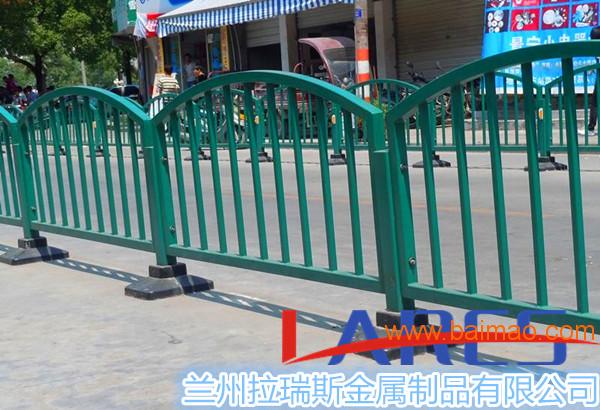 青海**道路防撞护栏生产安装厂家