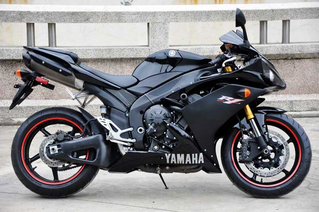 供應雅馬哈yzf-r1摩托車直銷廠家/批發/供應商