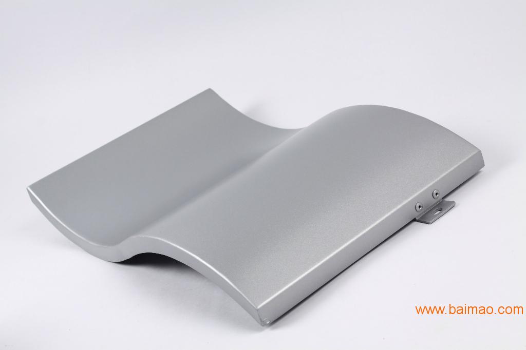 广东大吕3003可定制双曲铝单板重量轻、刚性