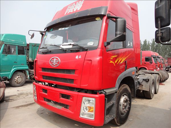 卖家 交通运输 汽车 牵引车 >二手解放j5双驱336马力半挂车生产厂家