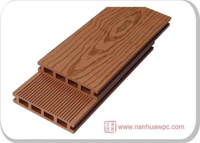 供应135*25B木塑地板，木塑防蛀板