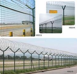 钢板隔离栅  河北三仁生产厂家   机场护栏网