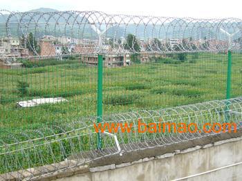河北斯尔瑞大量供应钢板网状护栏网