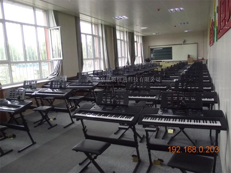 供应 幼儿**电钢琴实训室设备 职业技术学院电钢琴