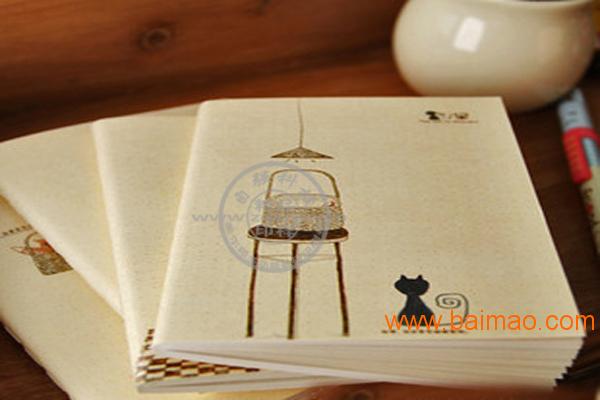 印制风格各异的日记本用彩印机