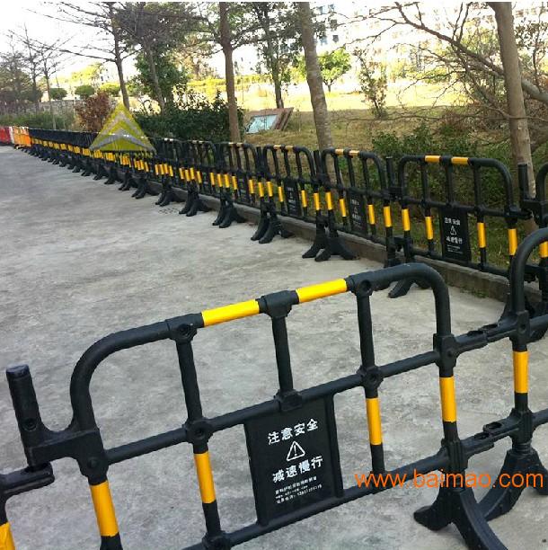 深圳PE塑料胶马厂家、道路护栏胶马、交通设施厂家