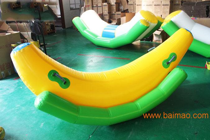 水上浮具香蕉压板水上游乐设施儿童乐园设备