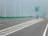 东莞安装减速带什么方法快？惠州公路铝板标志牌质量
