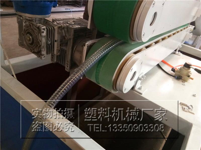 PP钢丝软管生产线设备