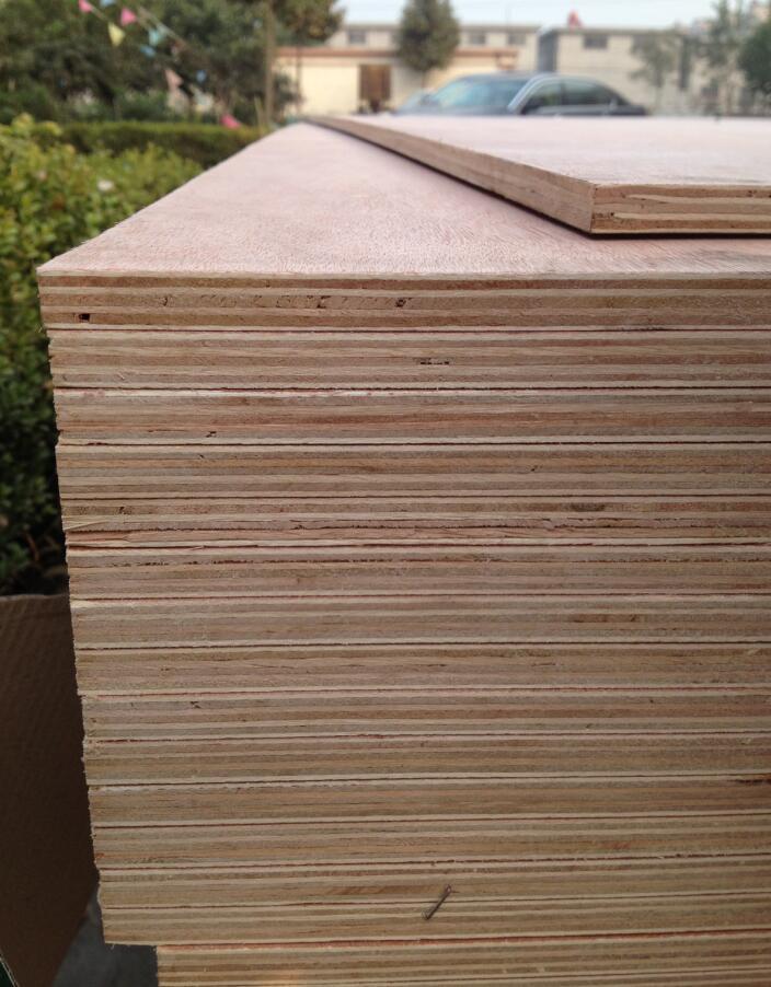 厂家直销二次成型杨木整芯和板头胶合板插接芯胶合板出