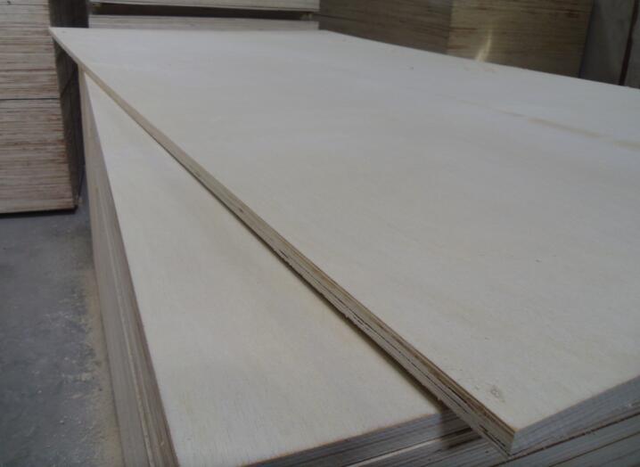 4厘漂白三合板杨木三夹板薄板胶合板包装板多层板板托厂家/批发/供应