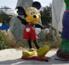 玻璃钢卡通动漫雕塑 米老鼠雕塑摆件 迪士尼乐园雕塑