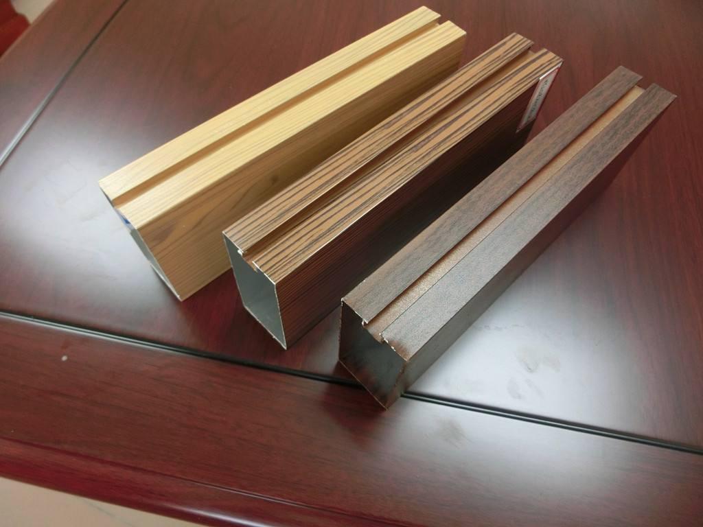 佛山铝型材厂家**生产铝型材方通木纹铝型材吊管