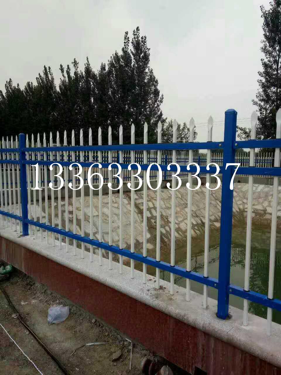铝合金护栏与锌钢护栏 花园锌钢护栏 护栏锌钢价格