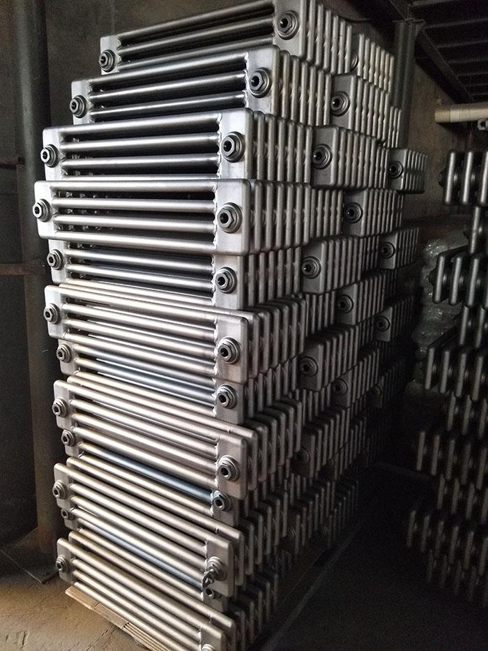 GZ409钢管柱型散热器车间用低碳钢**暖气片