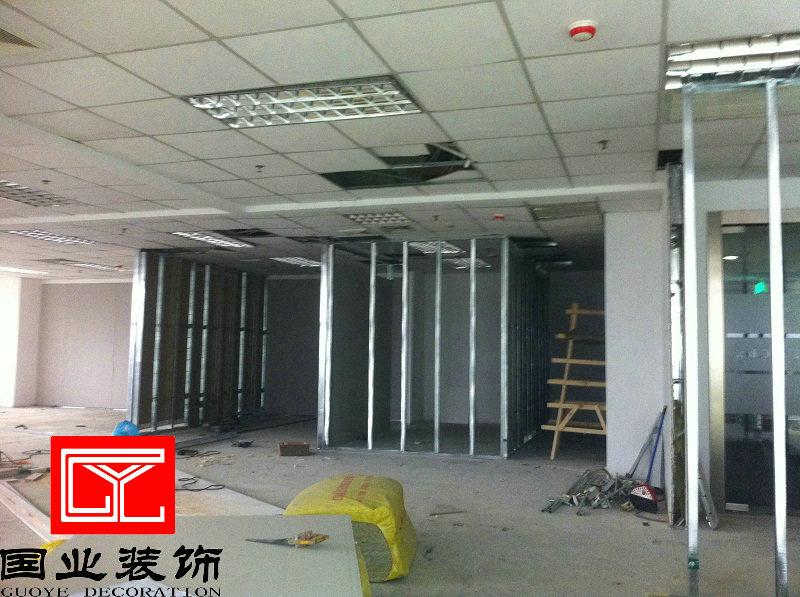 上海松江厂房装修 石膏板吊顶 洞泾办公室矿棉板吊顶