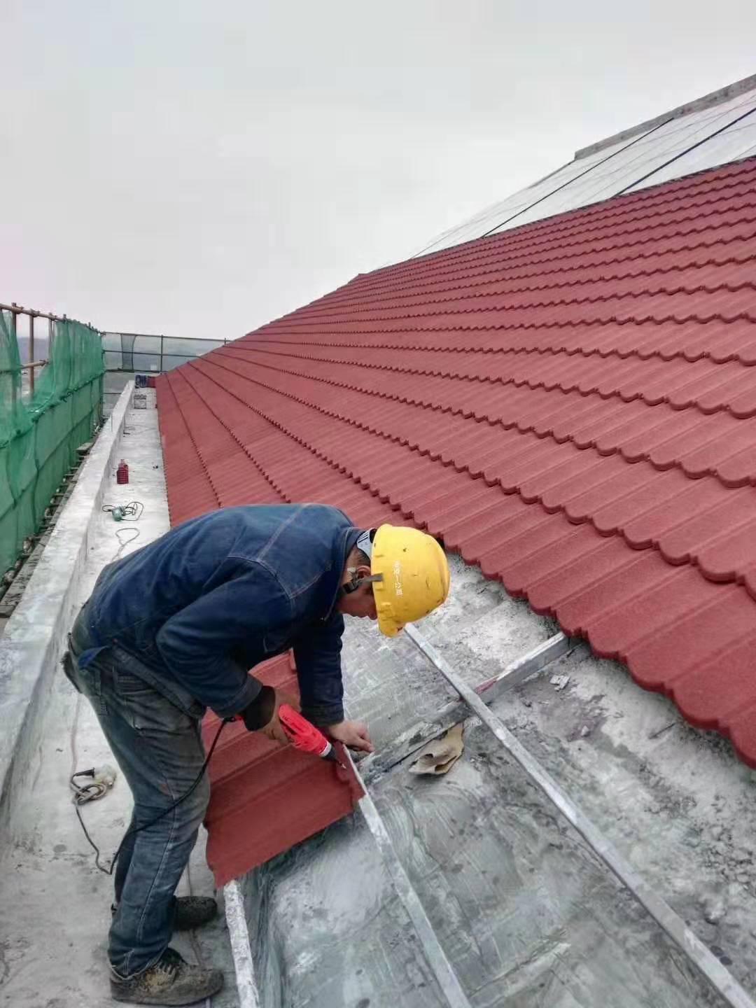 北京彩石金属瓦自建房屋面瓦镀铝锌仿古罗马型灰色瓦厂家/批发/供应商